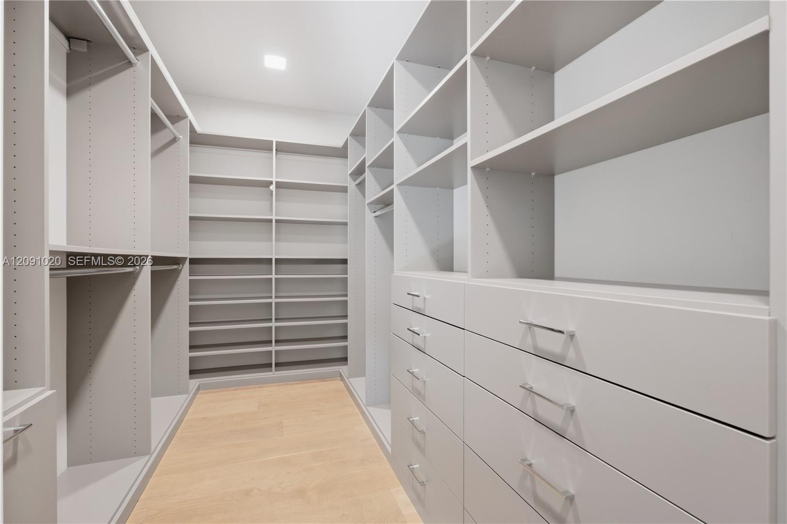 2803 Crystal Court