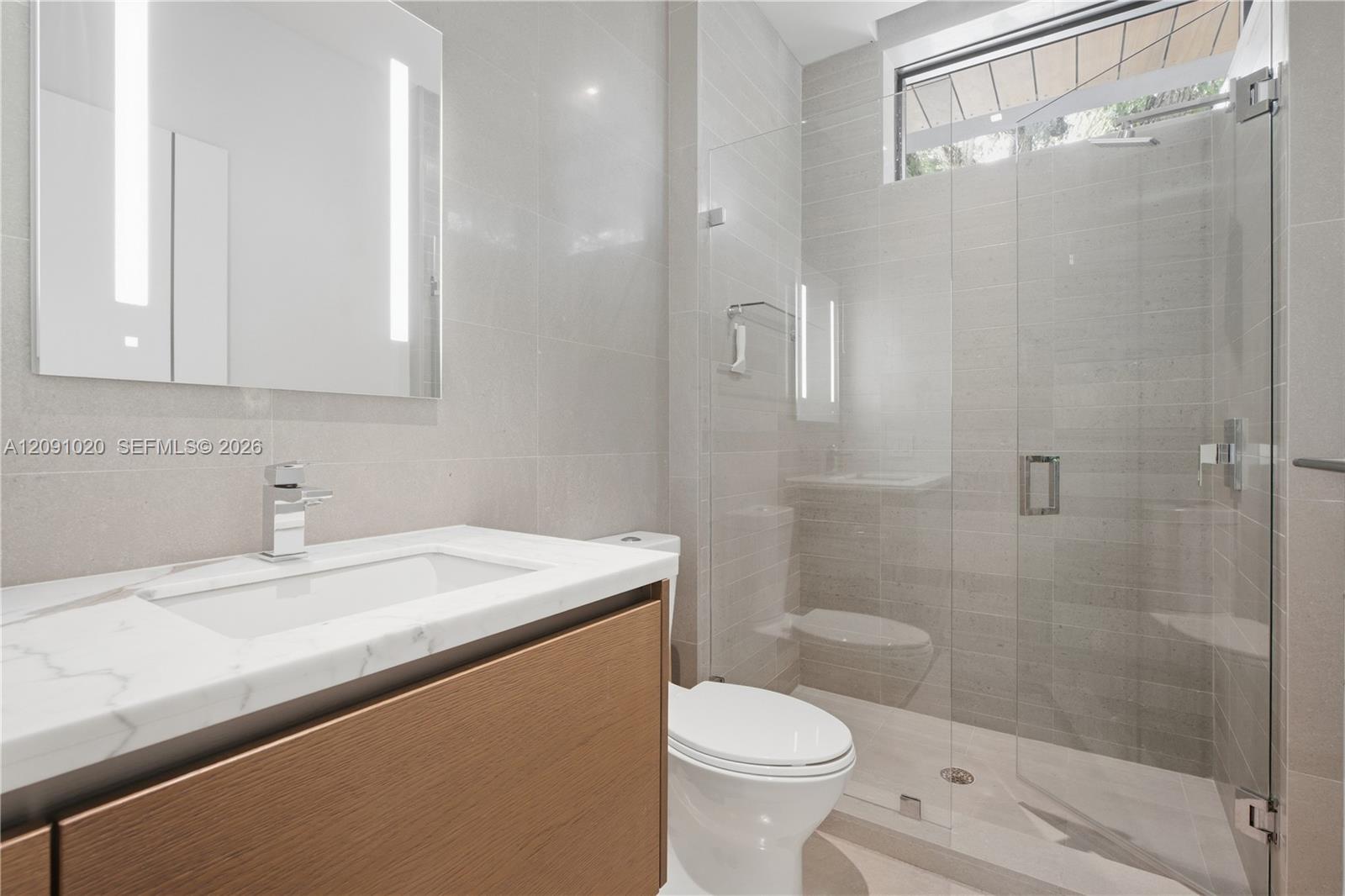 2803 Crystal Court