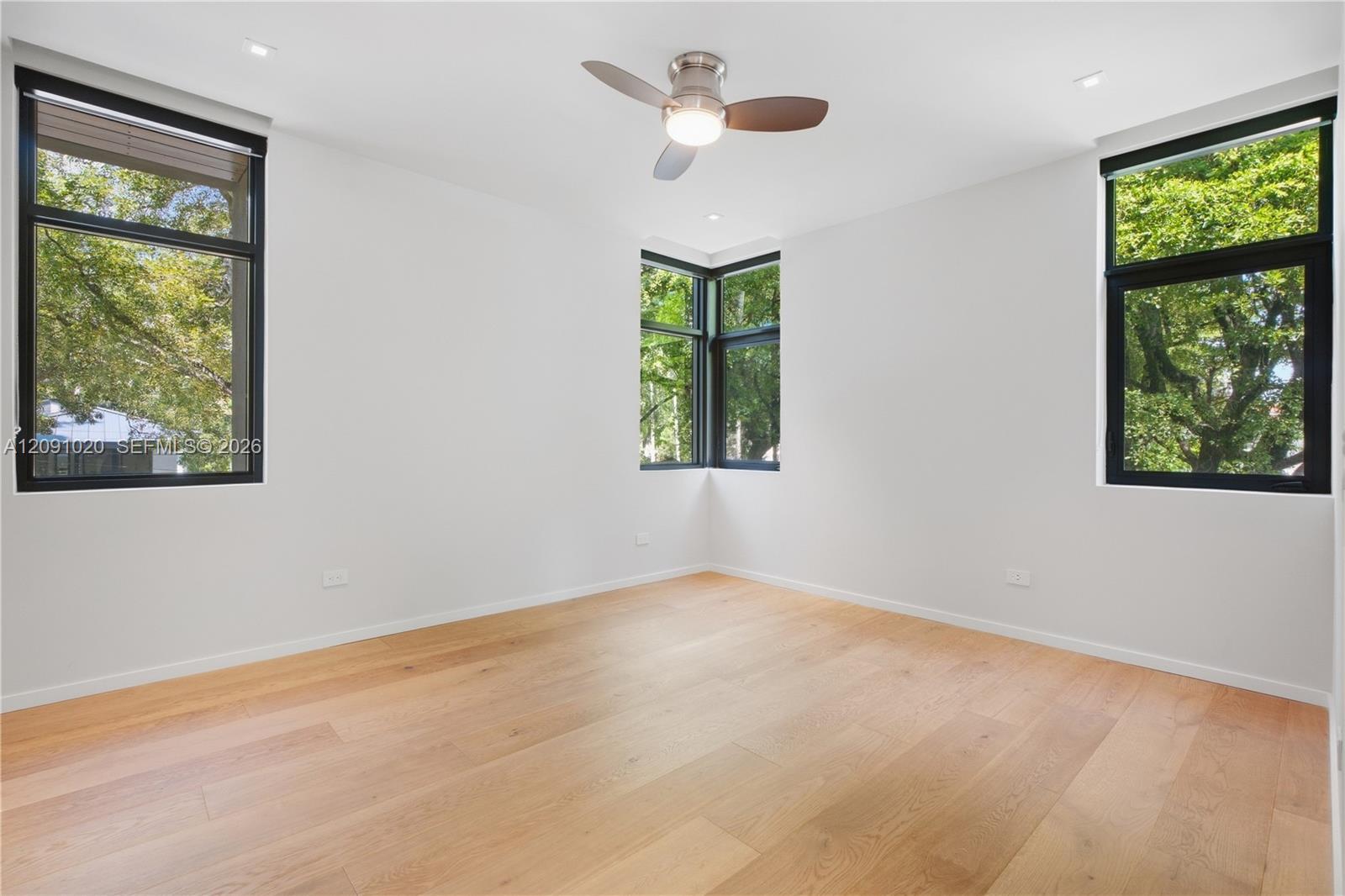 2803 Crystal Court