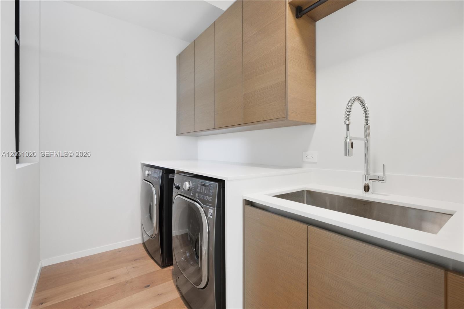 2803 Crystal Court