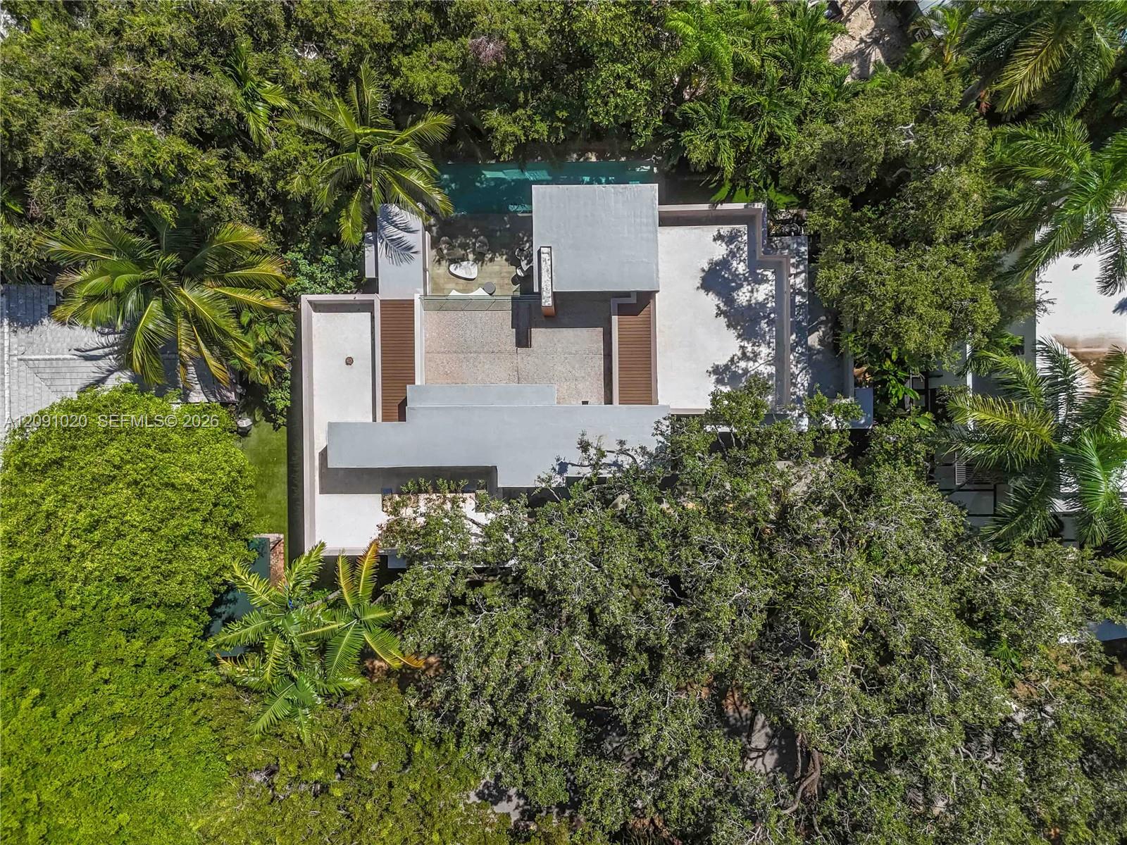 2803 Crystal Court