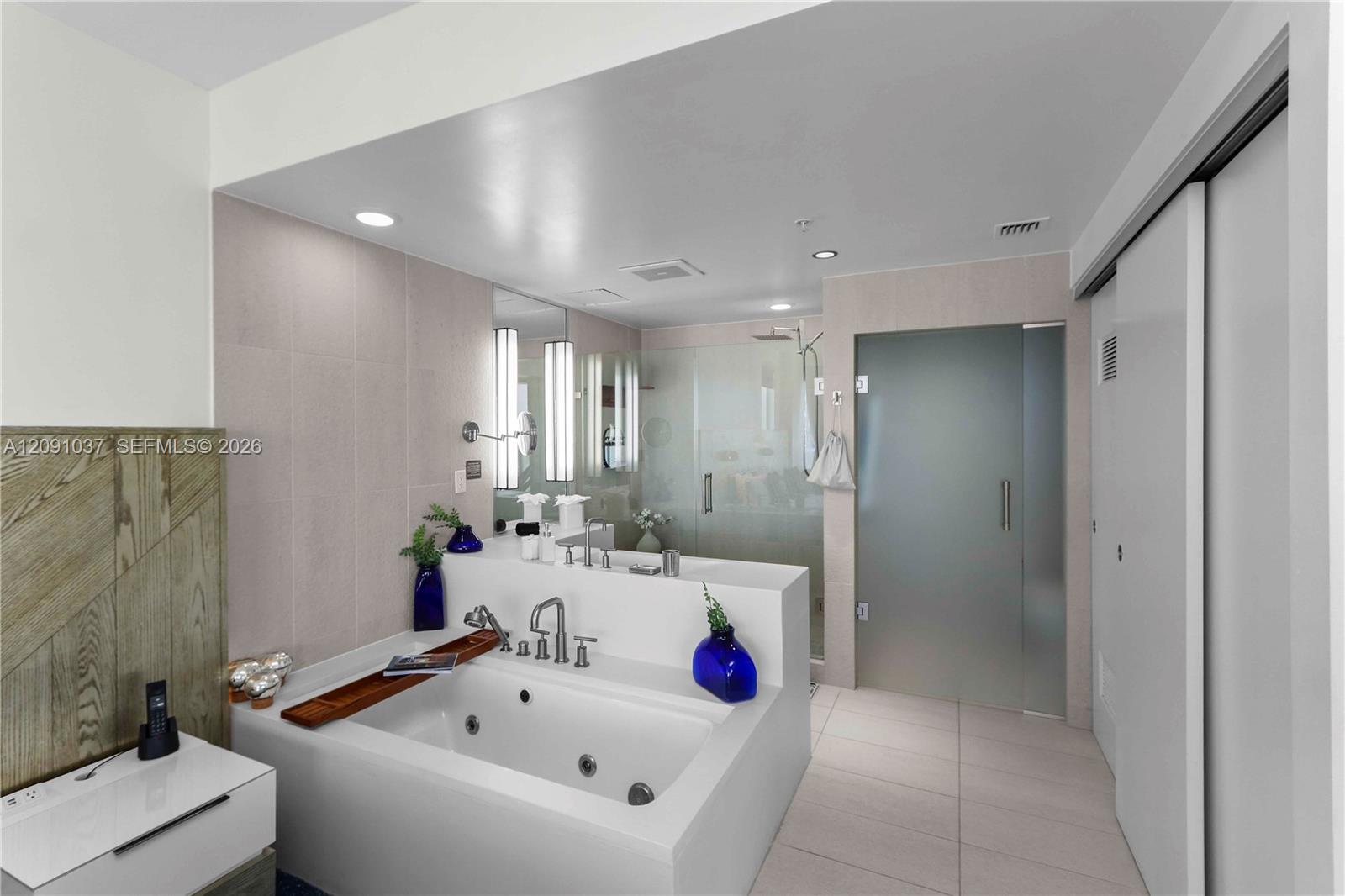 3101 Bayshore Drive