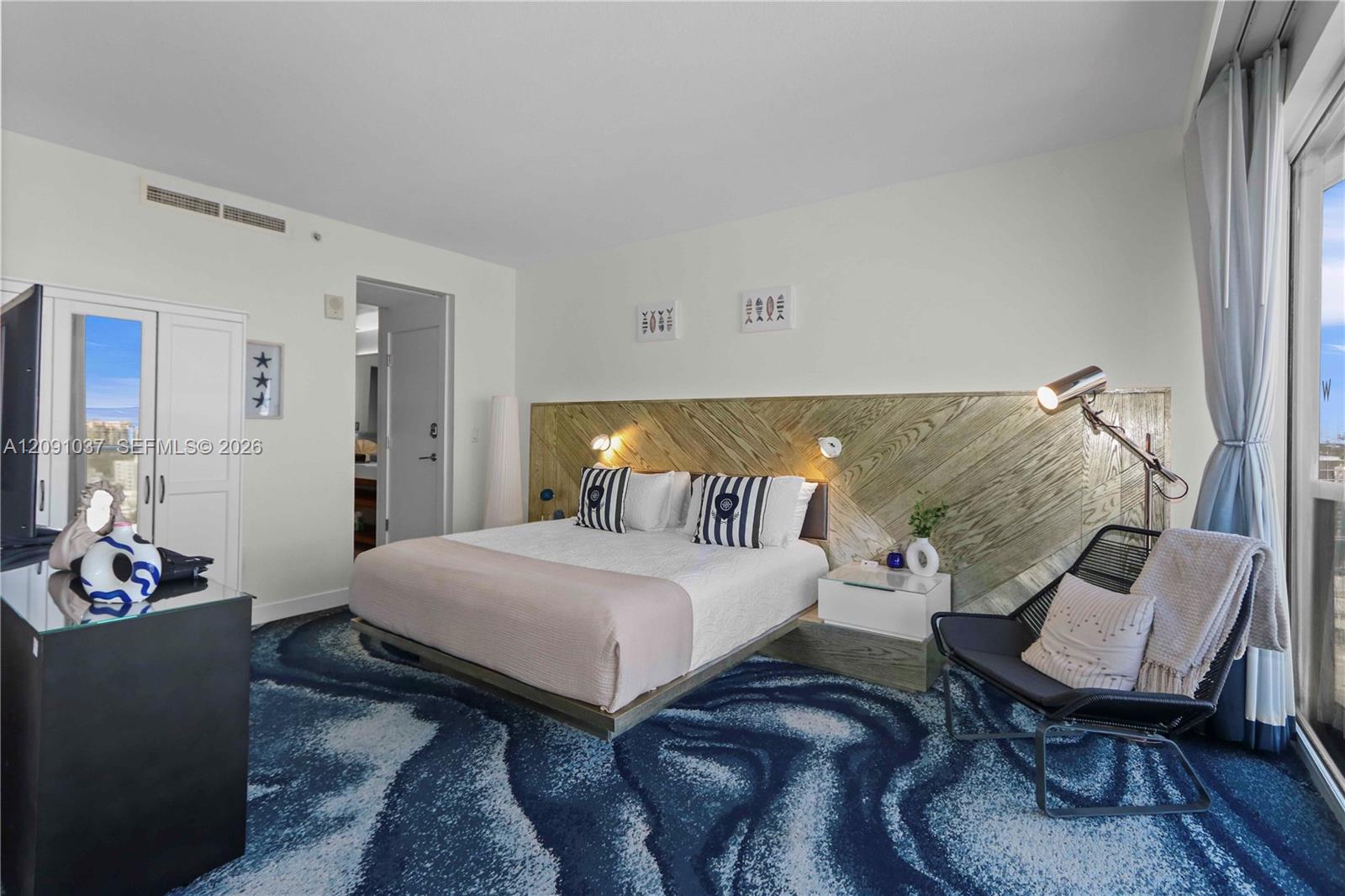 3101 Bayshore Drive