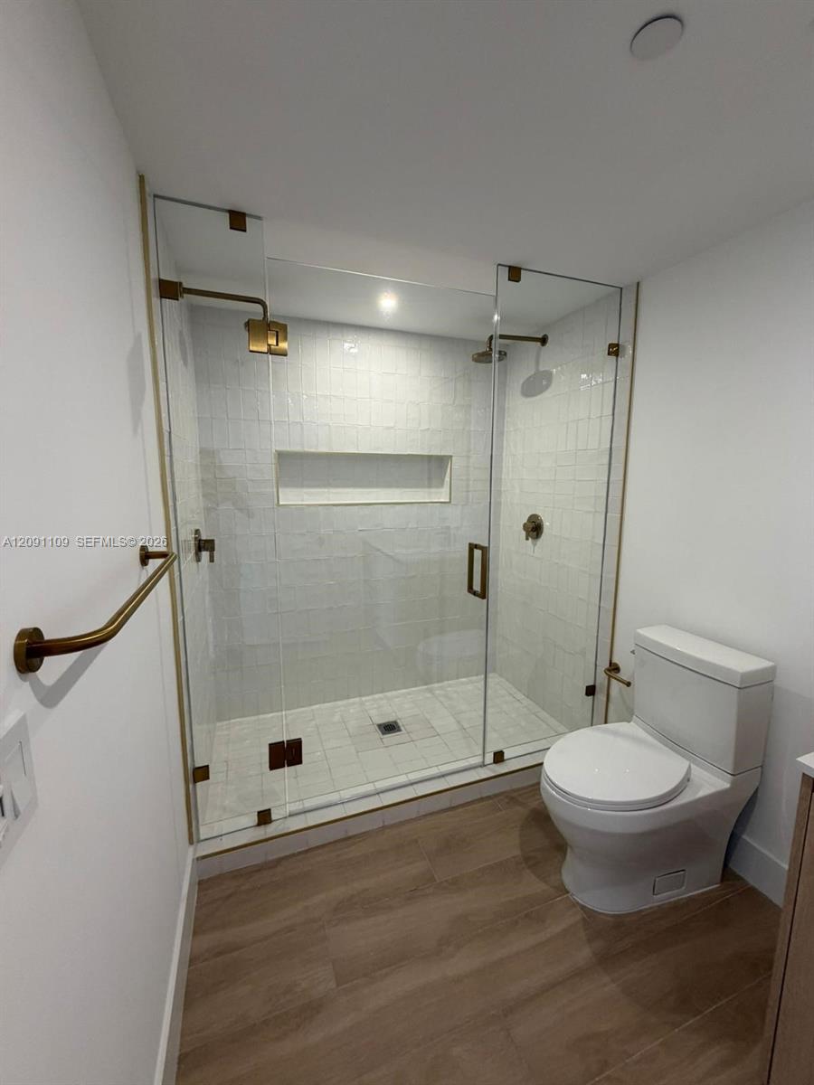 90 NE 32nd Street
