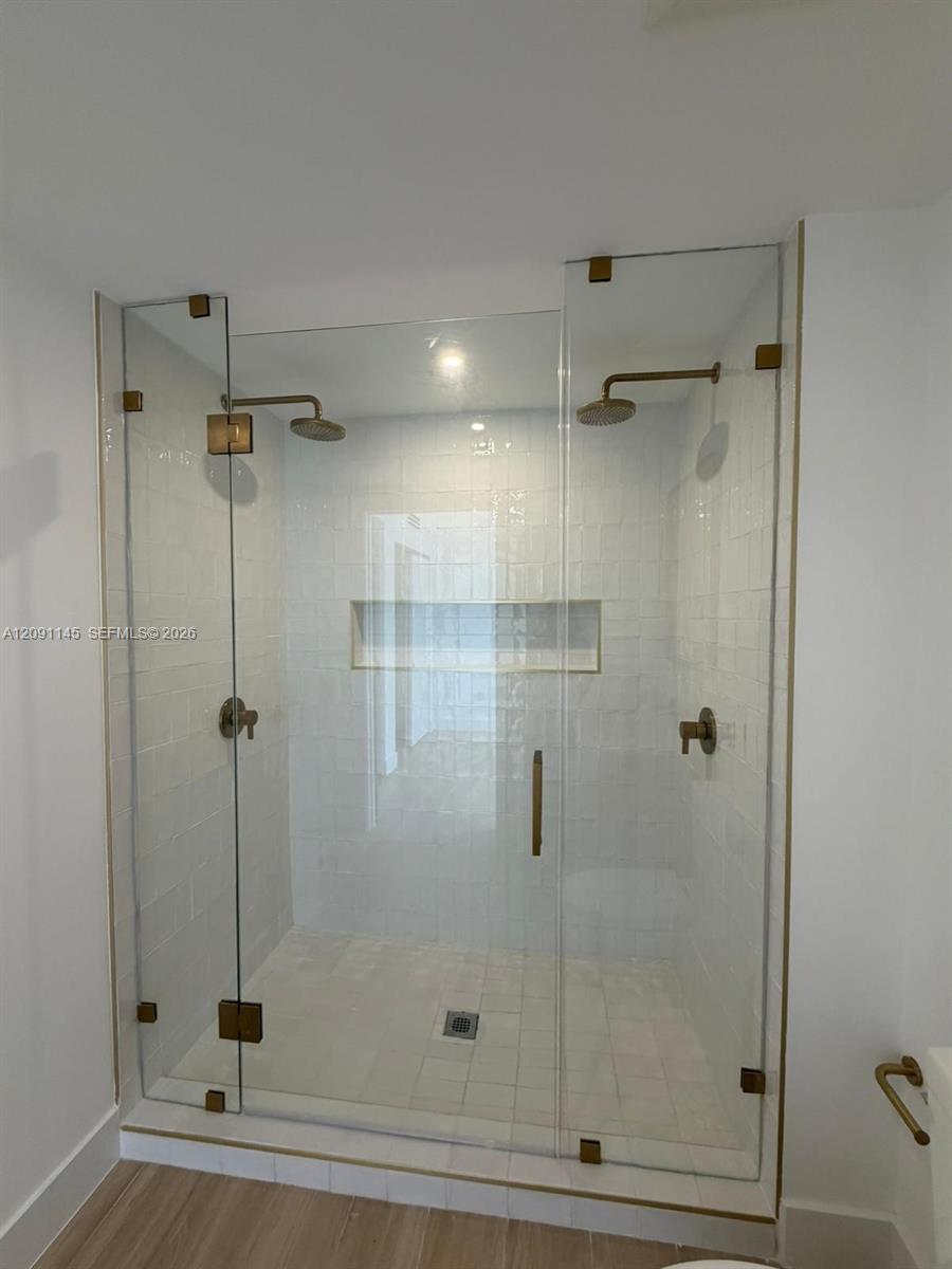 90 NE 32nd Street