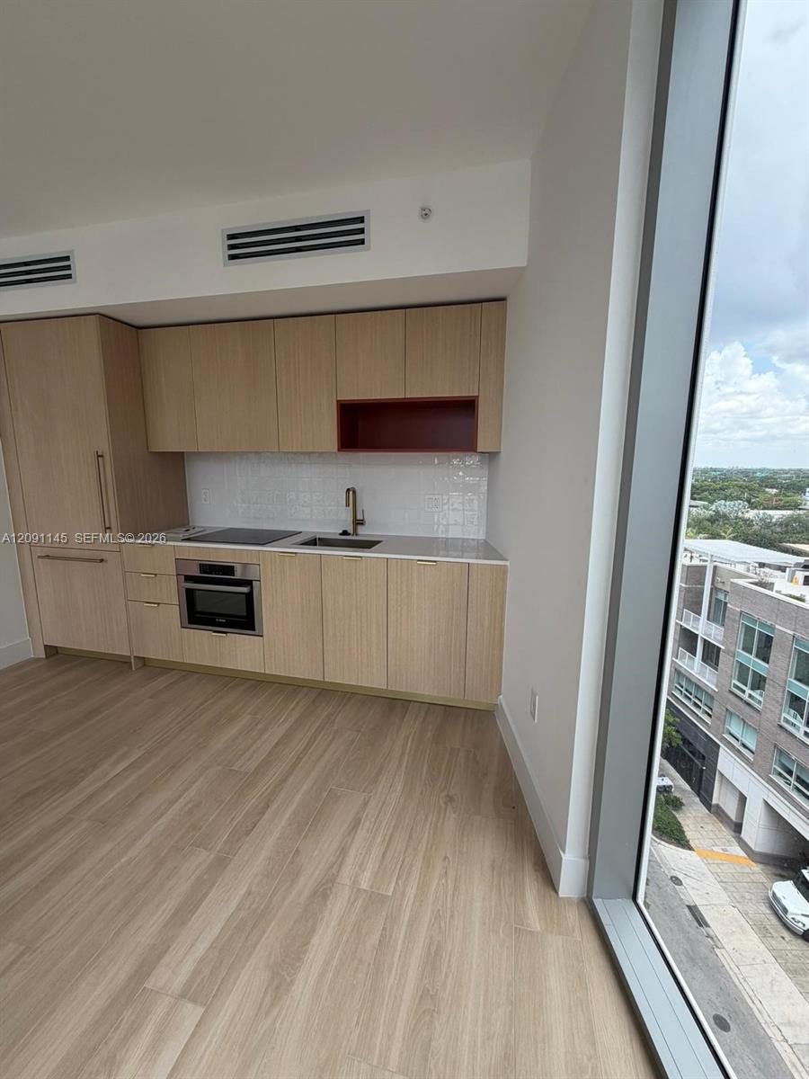 90 NE 32nd Street