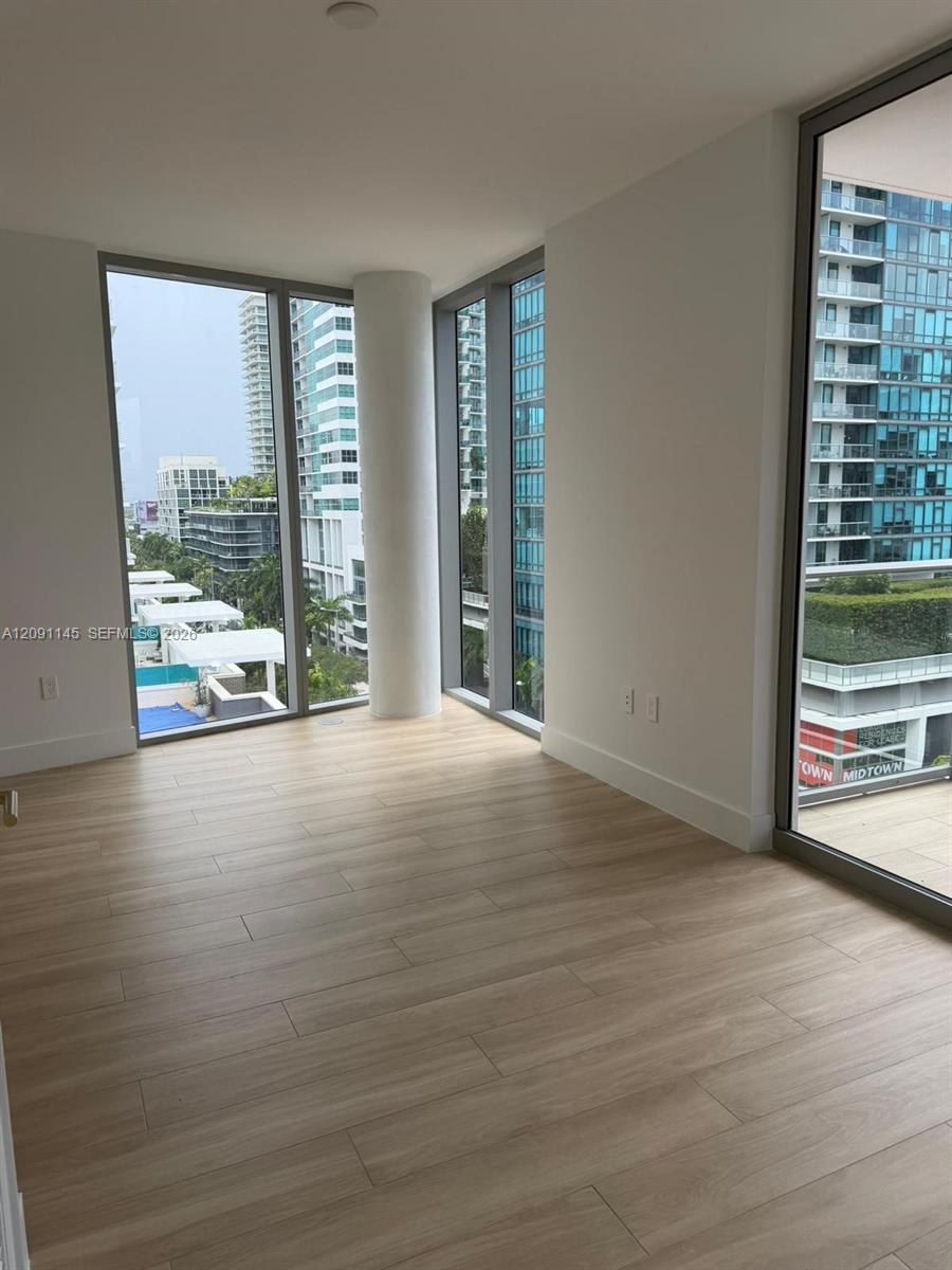 90 NE 32nd Street