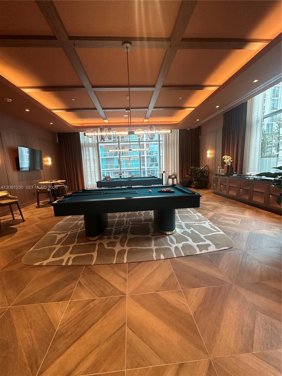 77 SE 5th Street