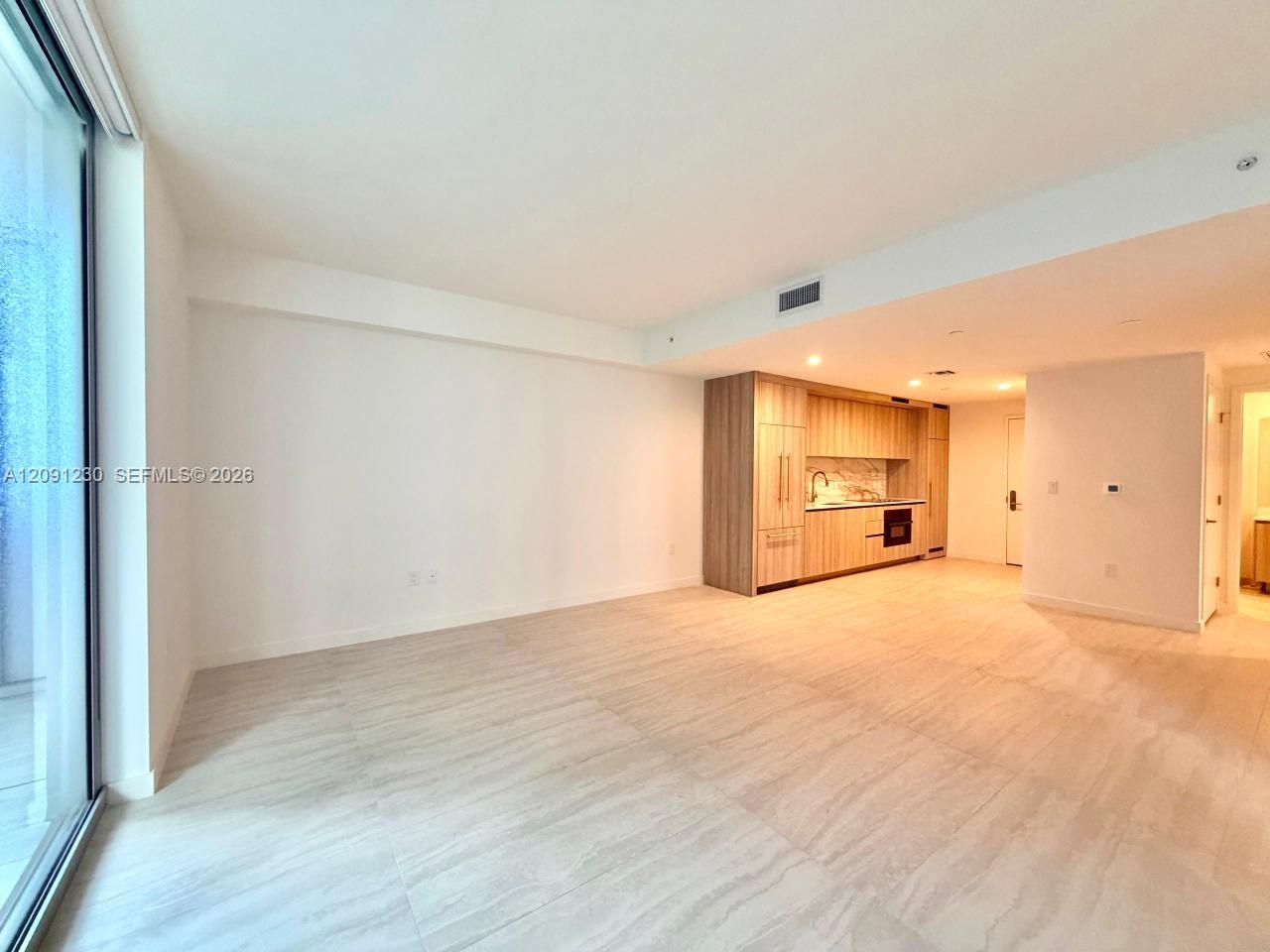 77 SE 5th Street