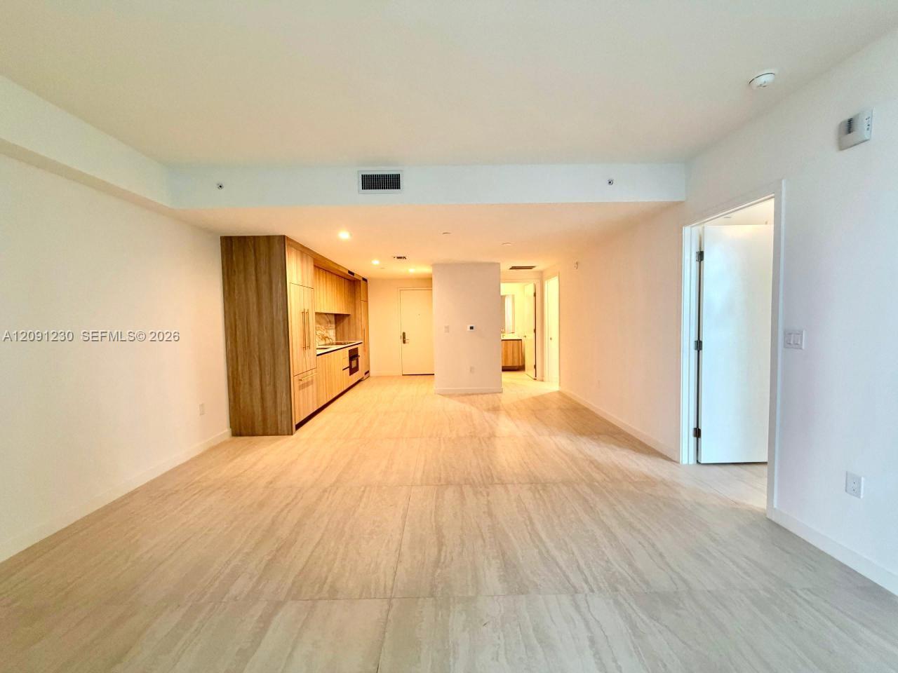 77 SE 5th Street