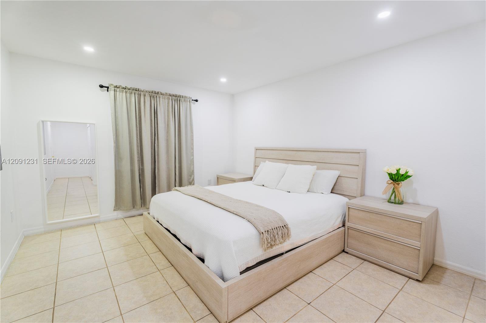 153 NW 6th Street