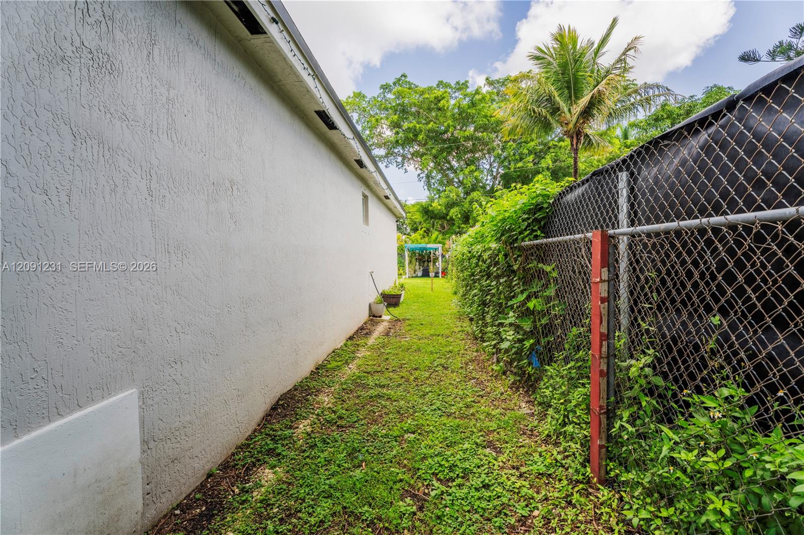 153 NW 6th Street