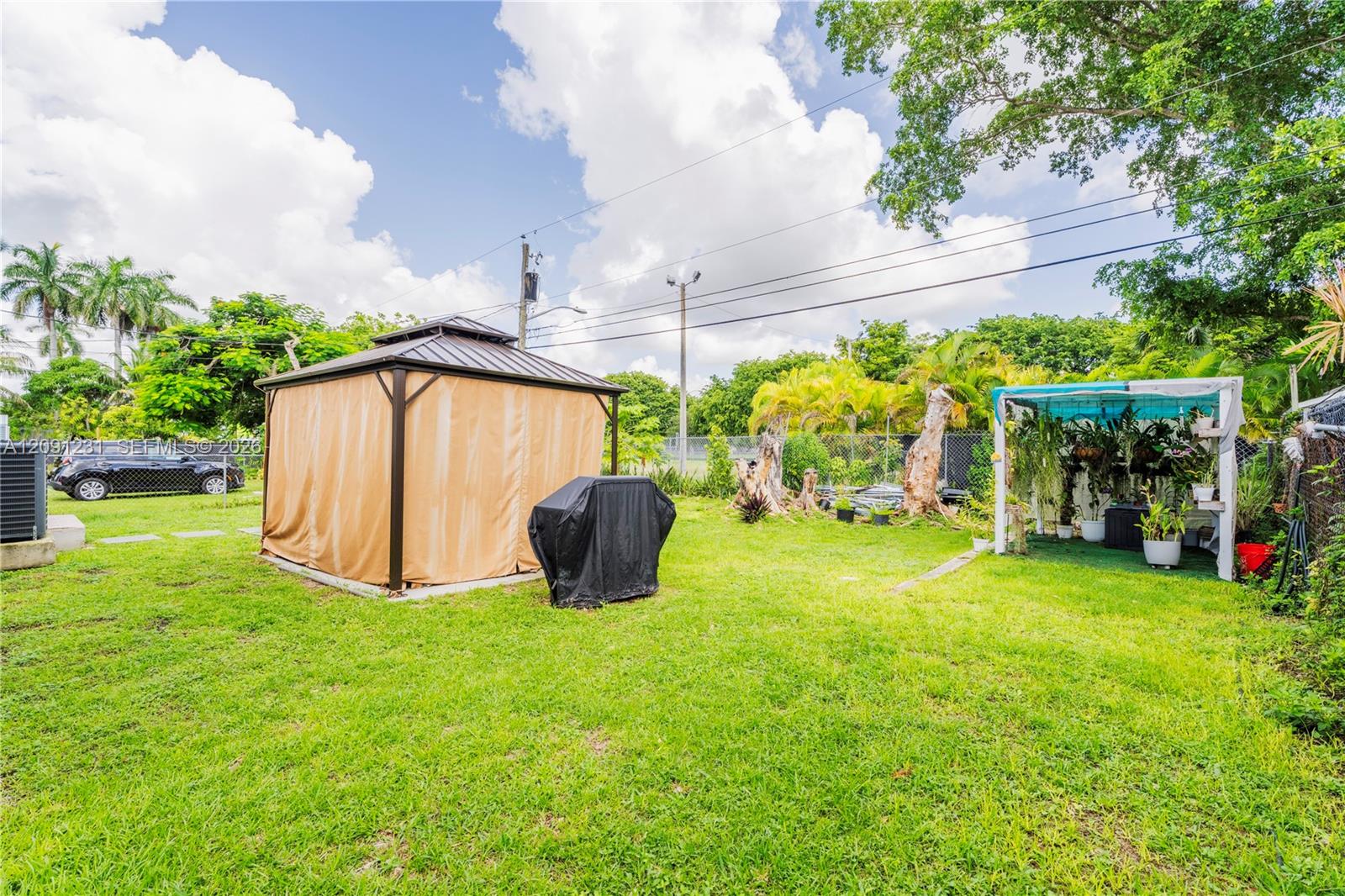153 NW 6th Street