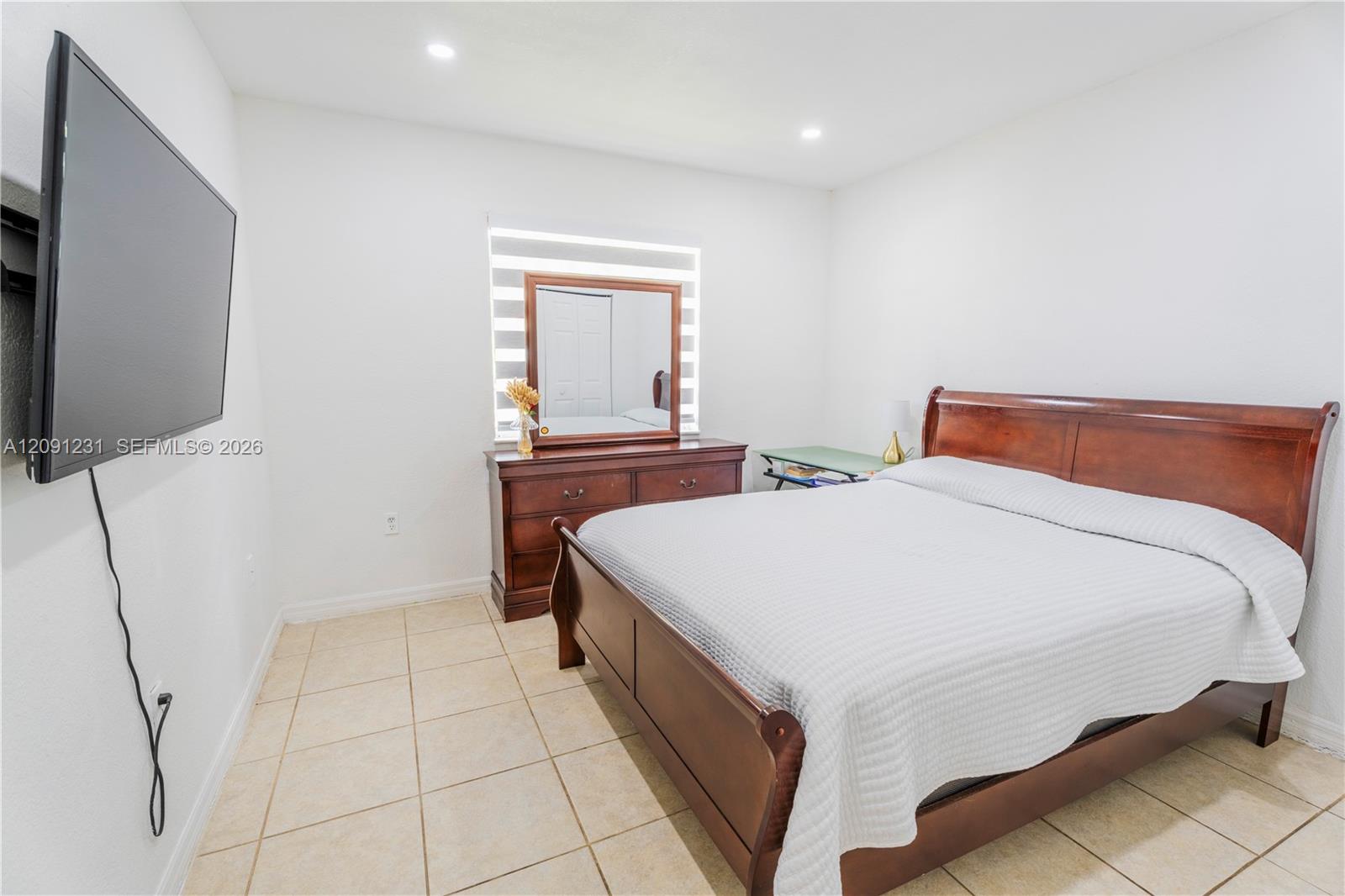 153 NW 6th Street