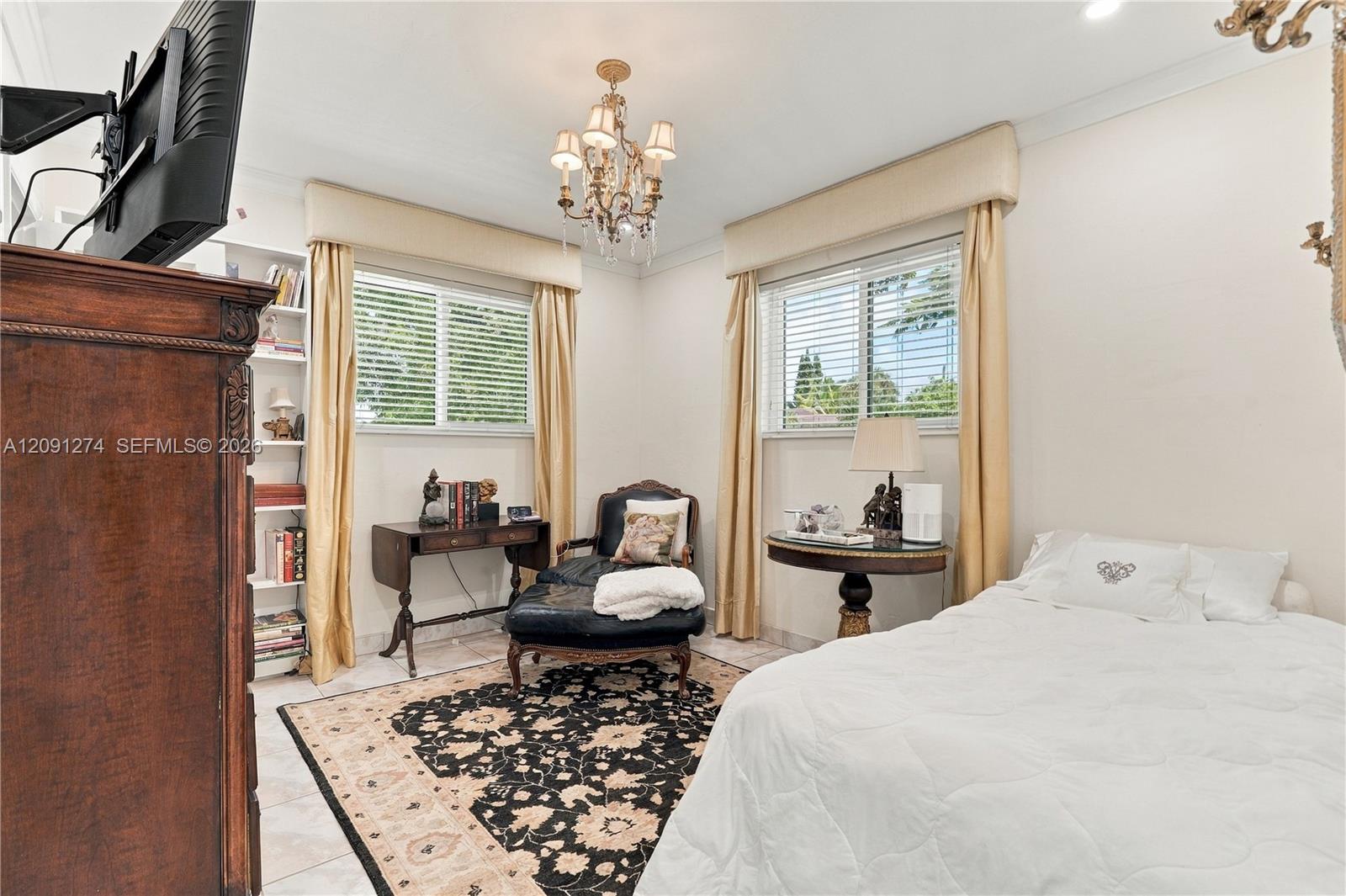 890 NE 168th Street