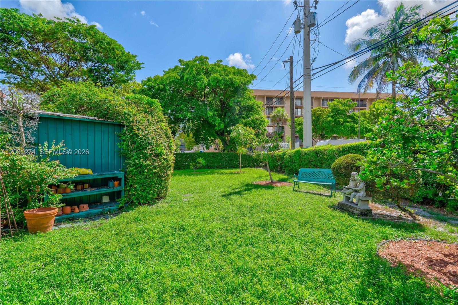 890 NE 168th Street