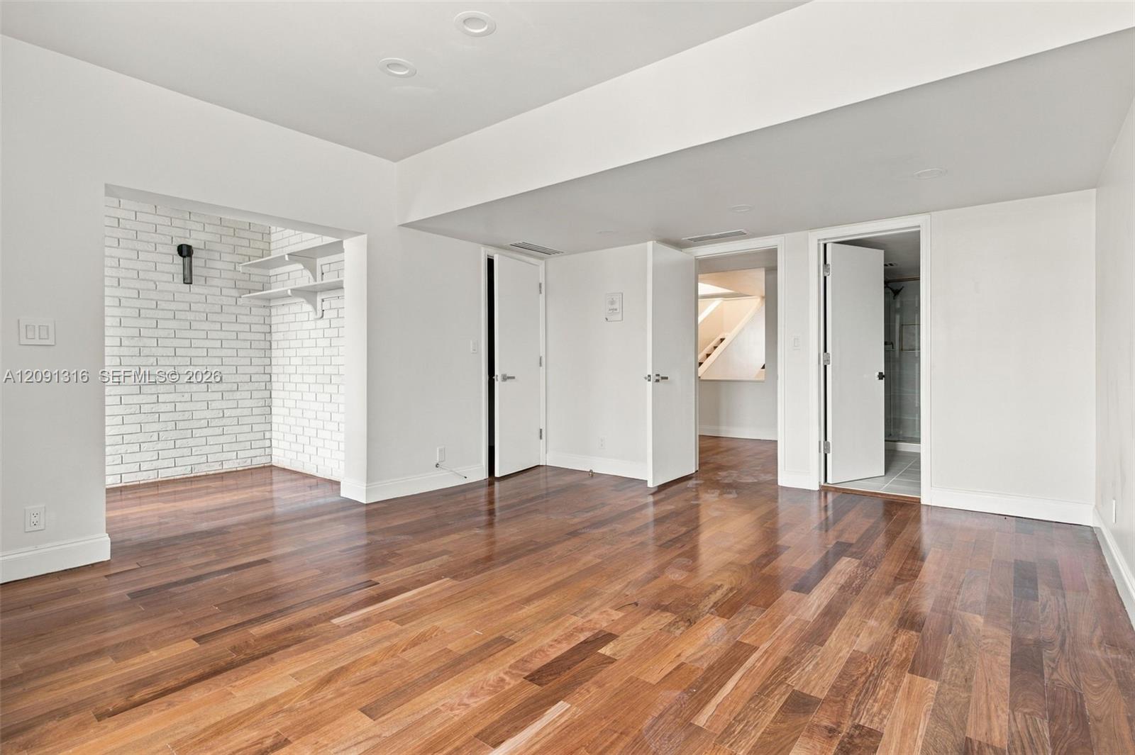 1542 NE Quayside Terrace