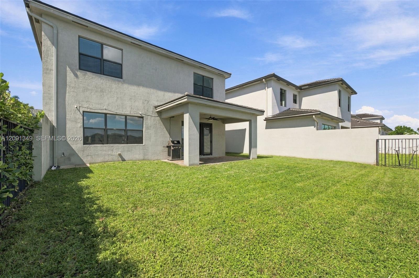 6142 Oceanaire Way
