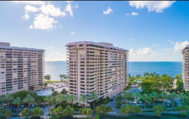 2 Grove Isle Drive