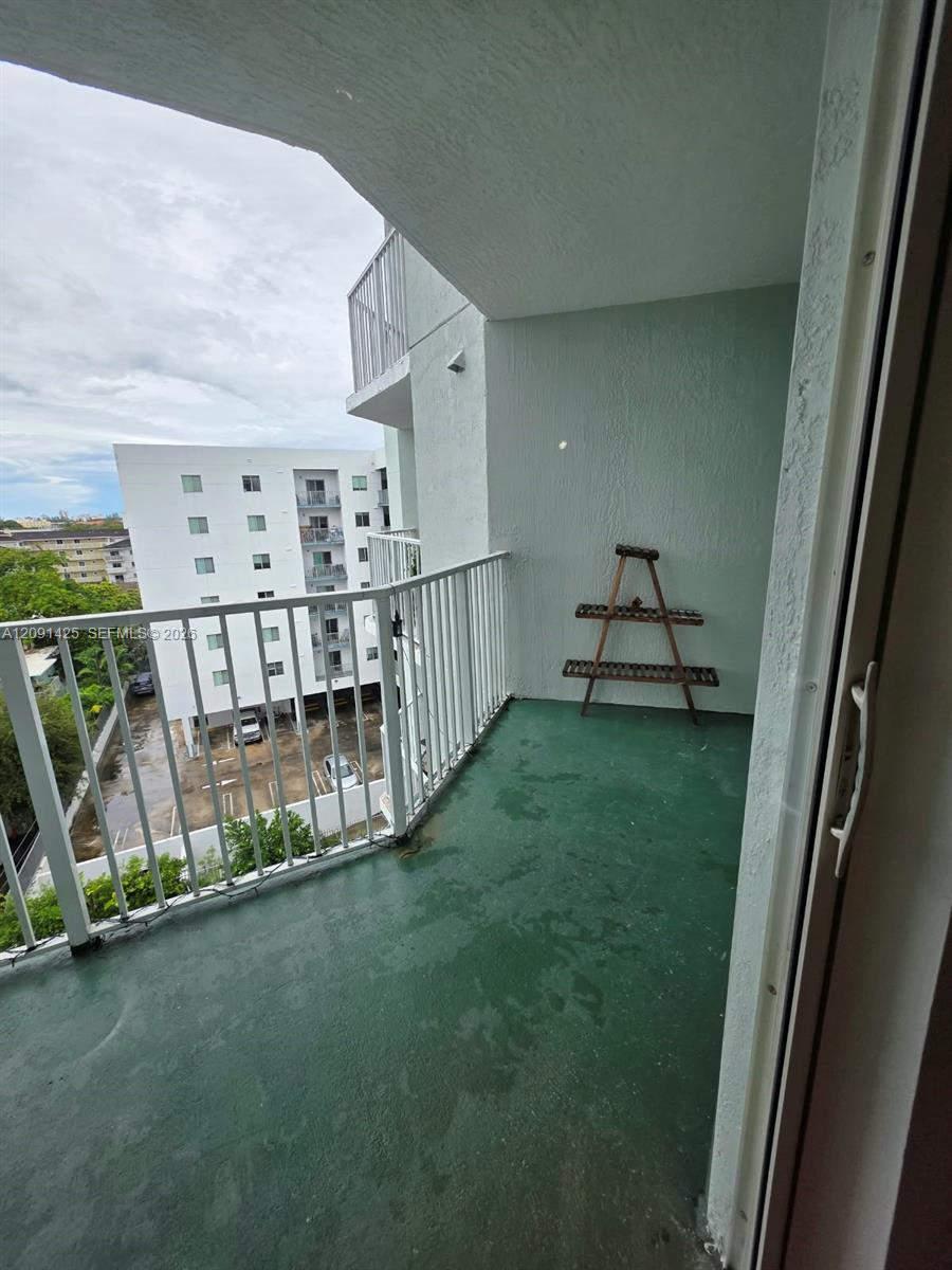 102 SW 6th Avenue