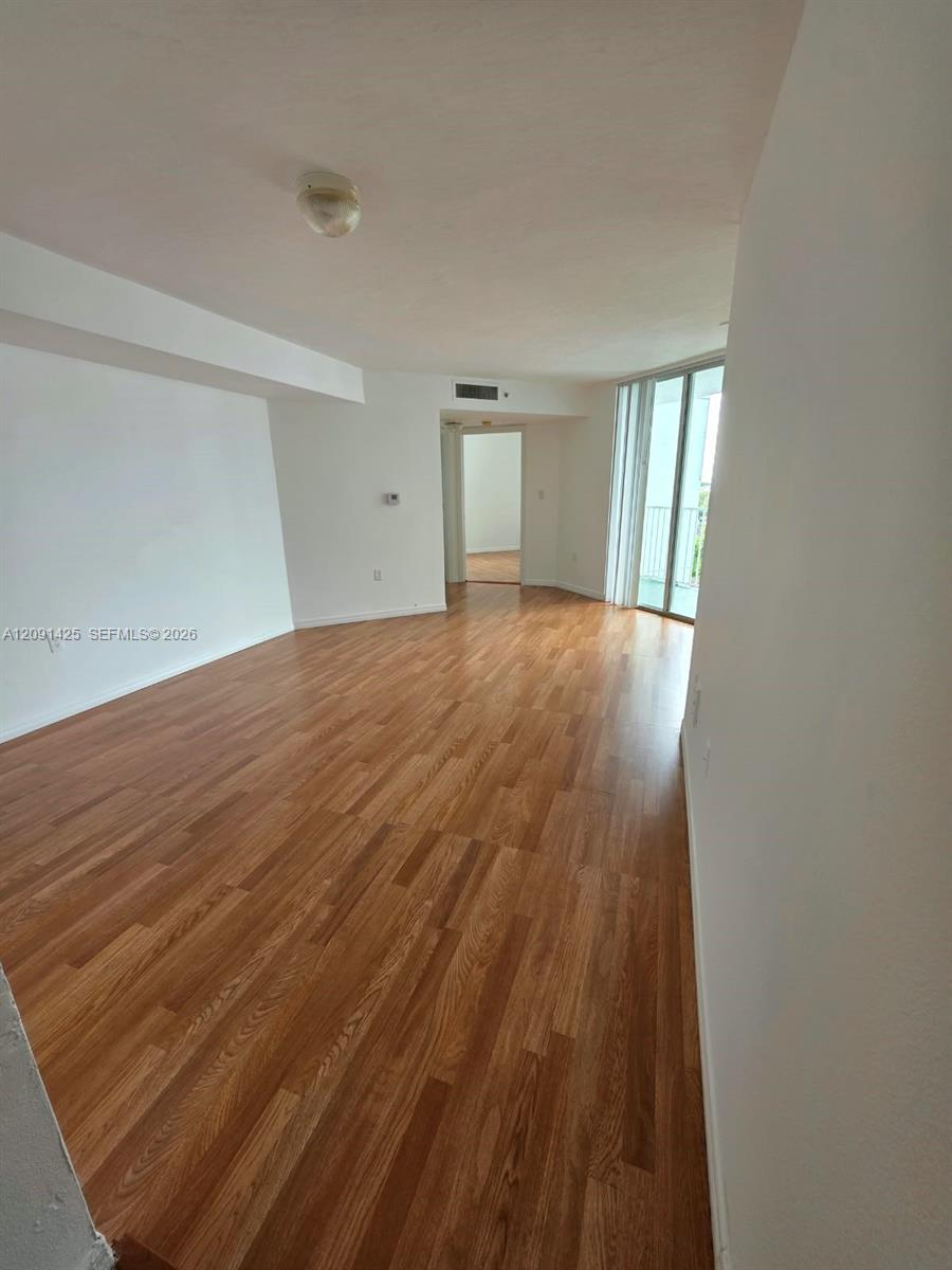 102 SW 6th Avenue