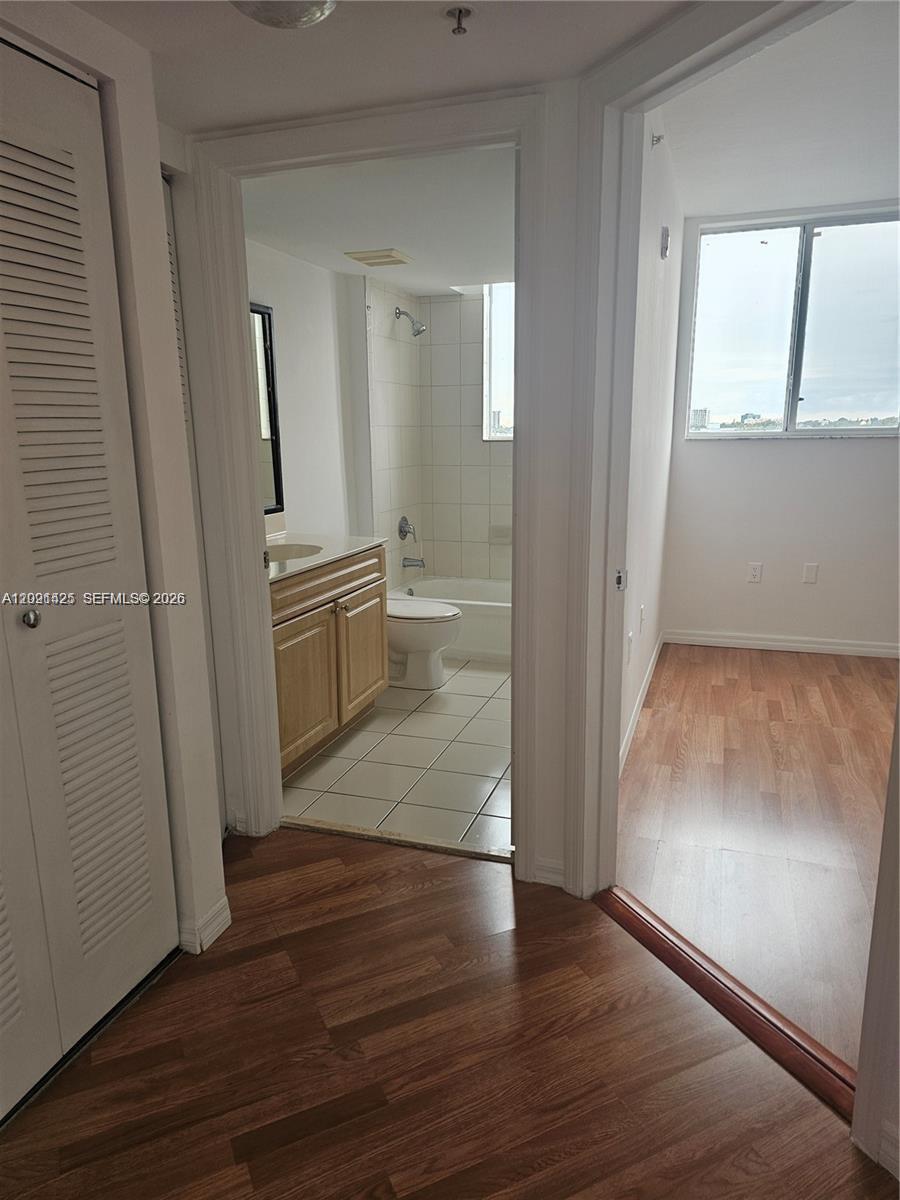 102 SW 6th Avenue