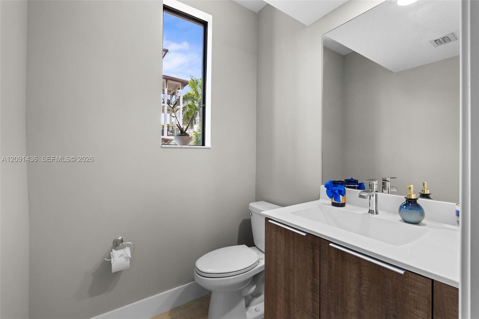 4720 NW 84th Court