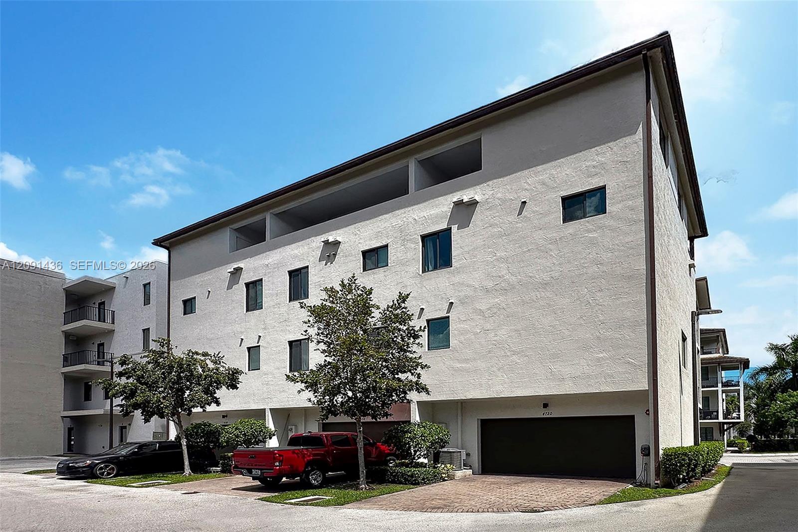 4720 NW 84th Court