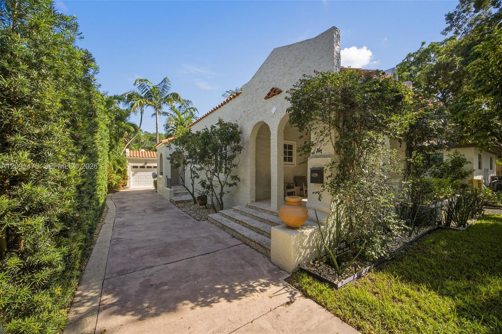 505 Navarre Avenue