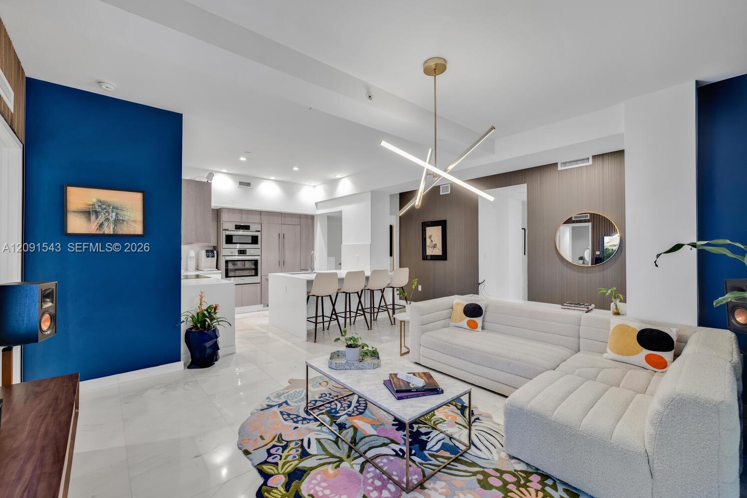 455 NE 39th Street