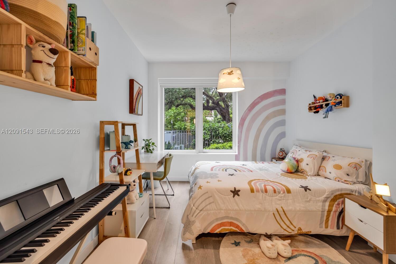 455 NE 39th Street
