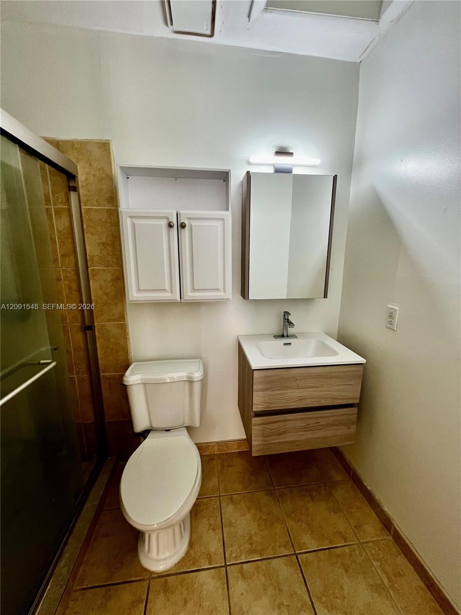 2072 NE 169th Street