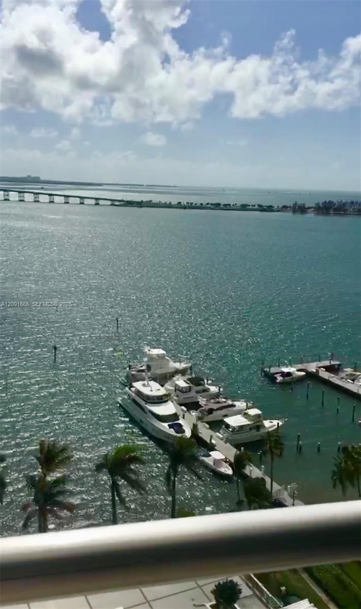 1541 Brickell Avenue