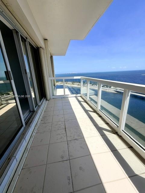 2451 Brickell Avenue gallery image #2