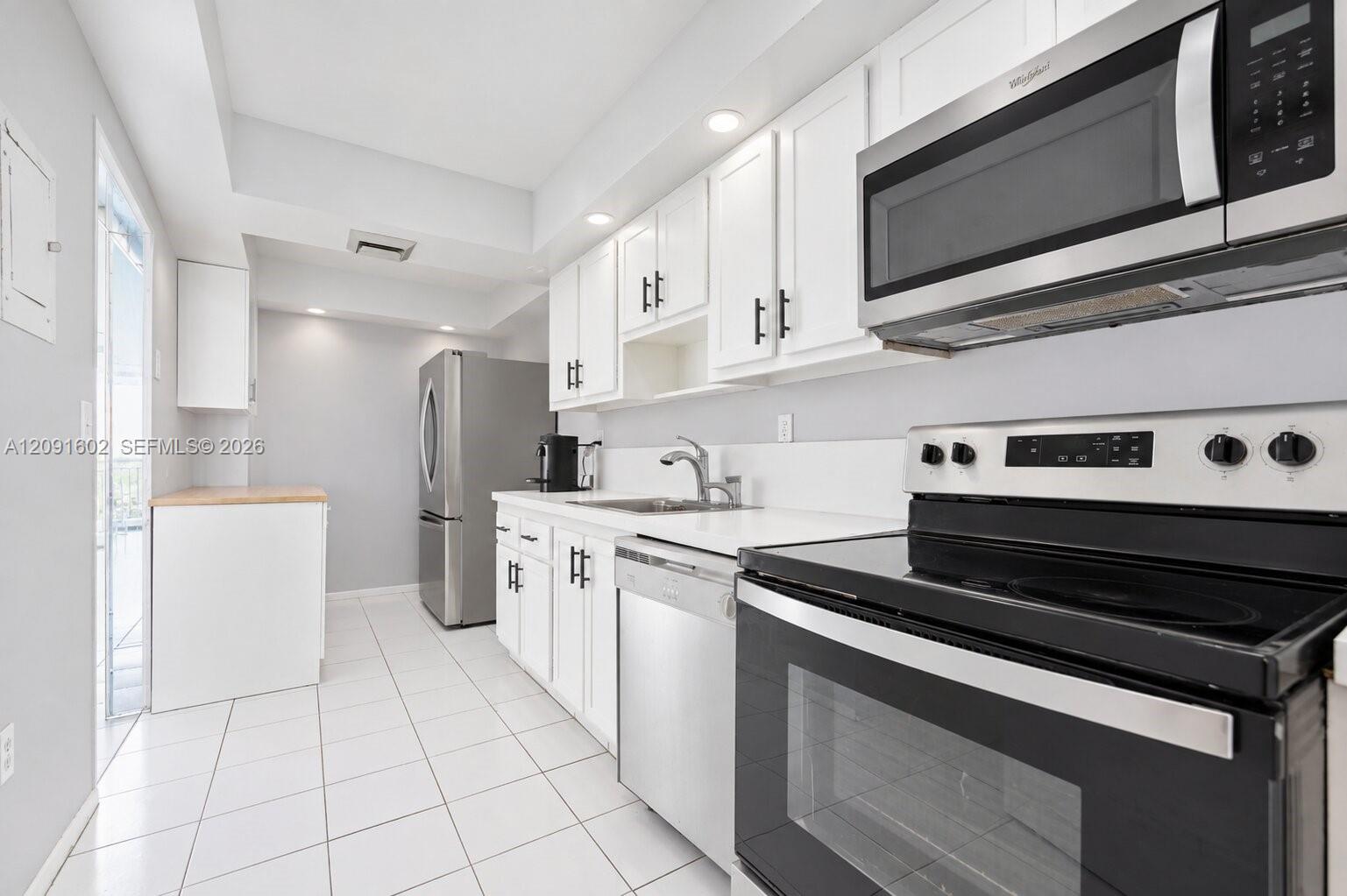 18021 Biscayne Boulevard