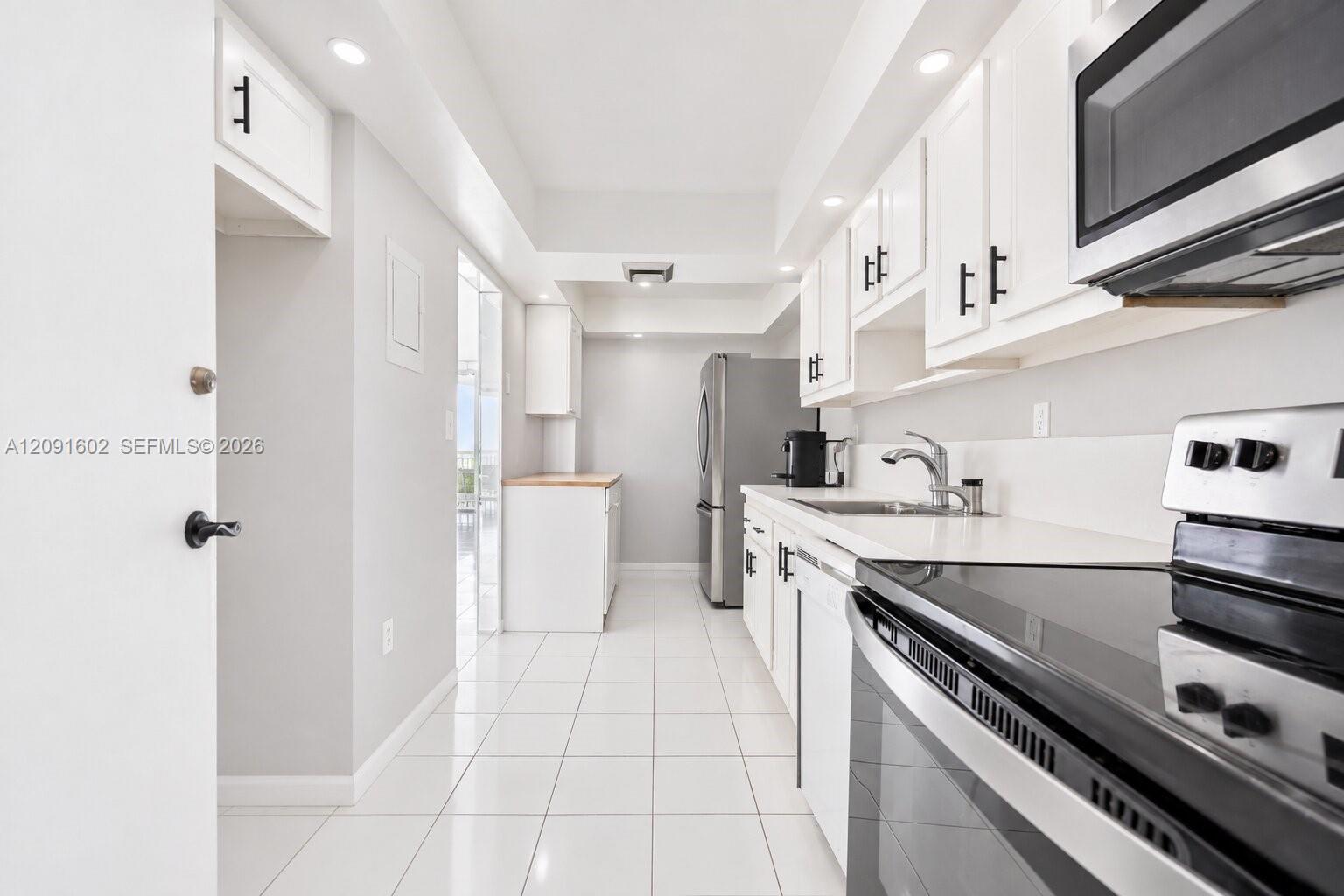 18021 Biscayne Boulevard