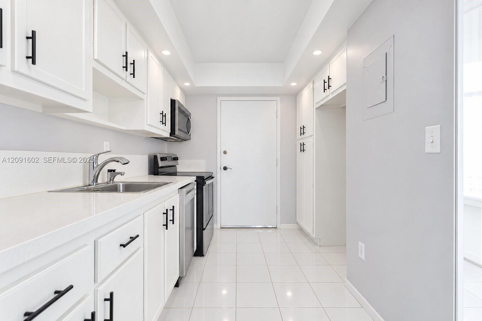 18021 Biscayne Boulevard