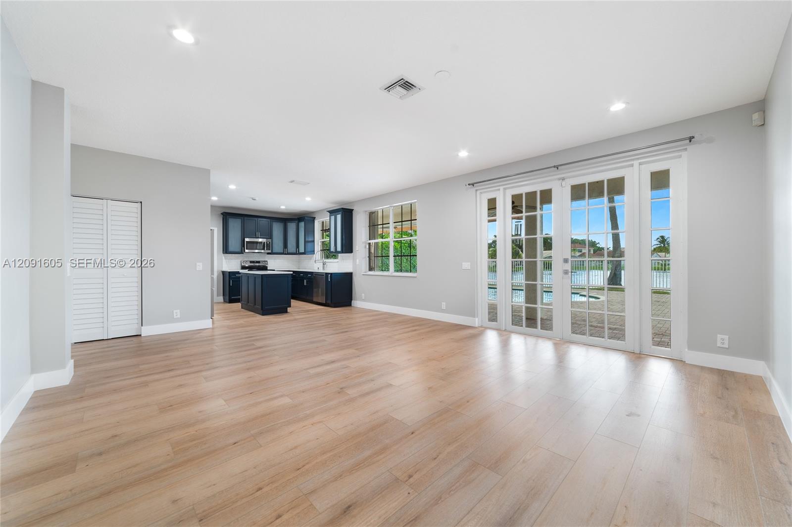 4400 Fox Ridge Drive