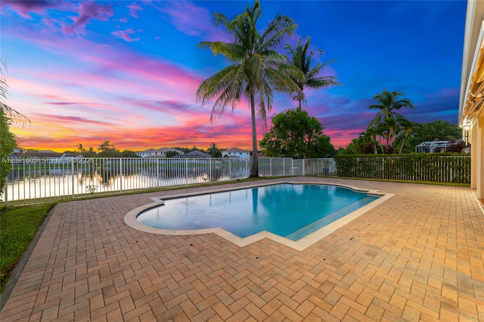 4400 Fox Ridge Drive