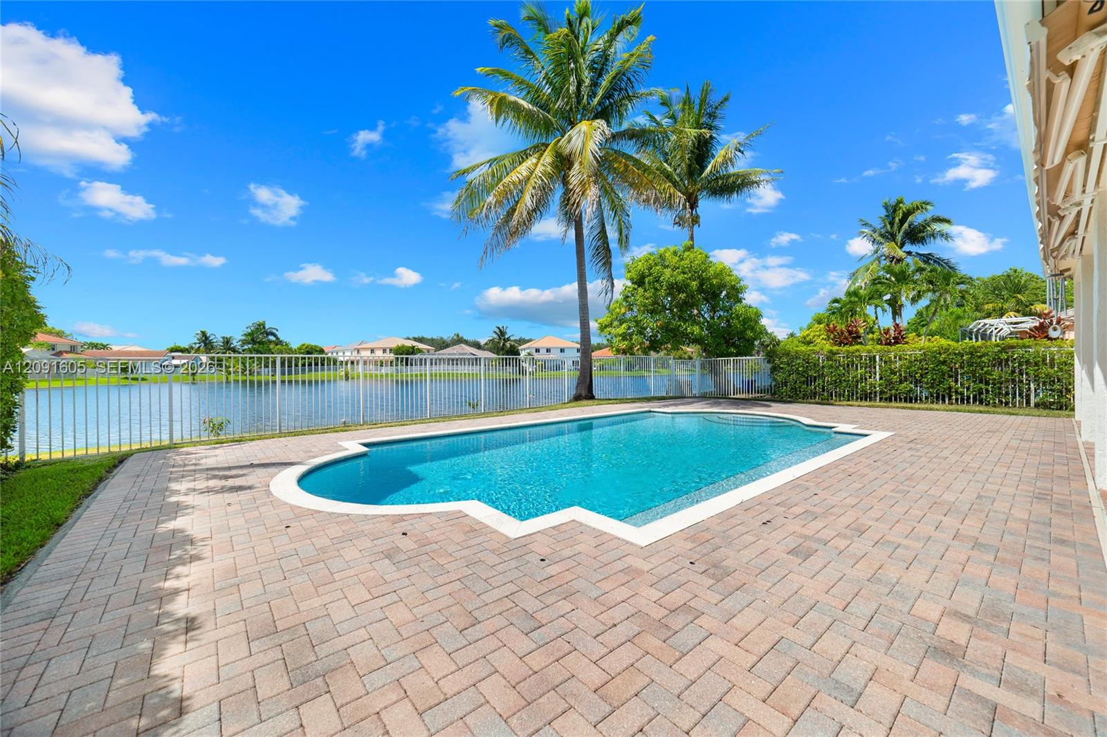 4400 Fox Ridge Drive