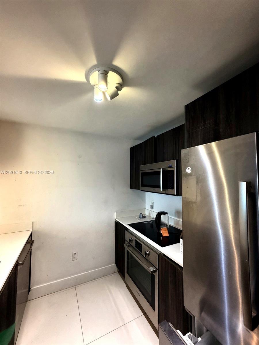 488 NE 18th Street