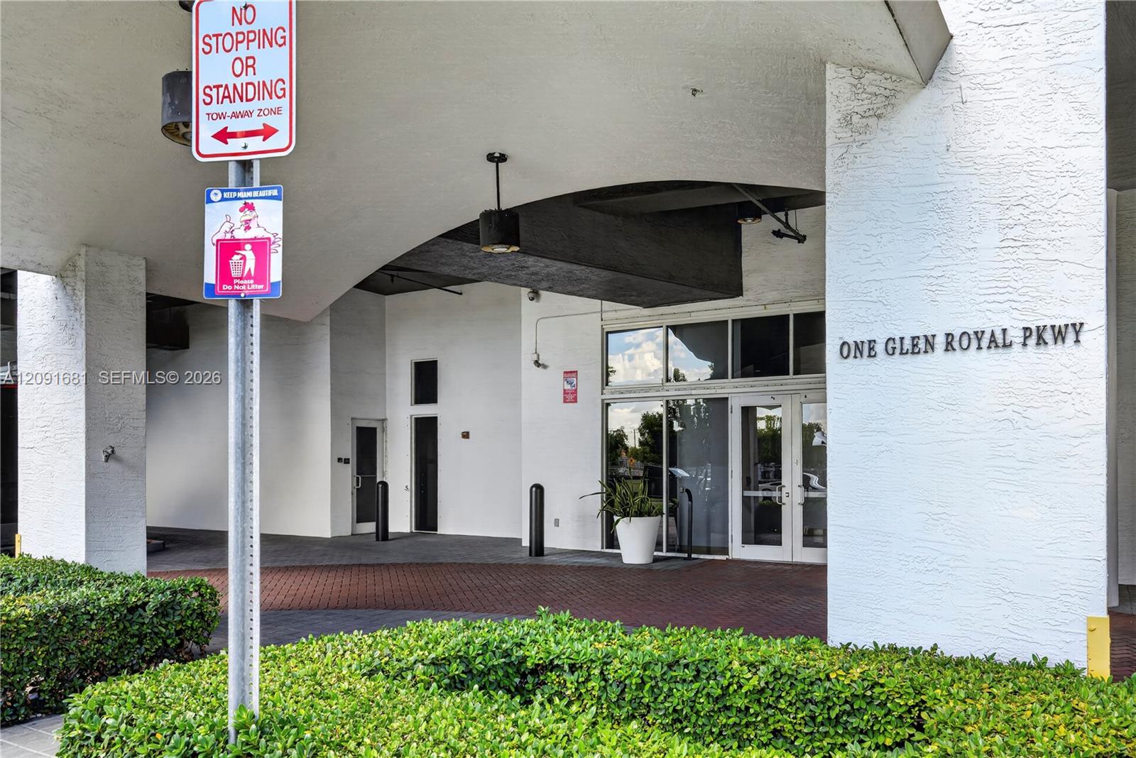 1 Glen Royal Parkway