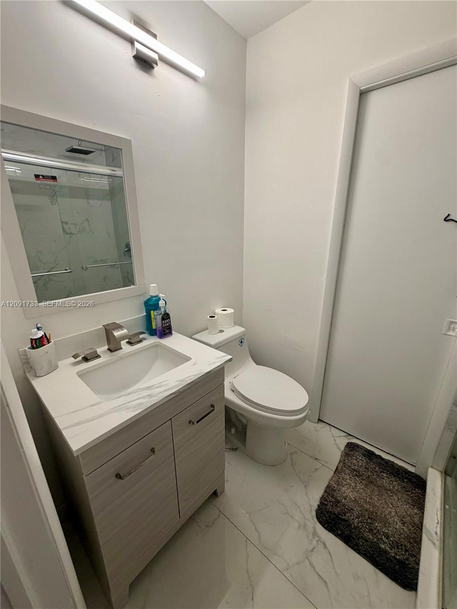 270 NW 71st Avenue