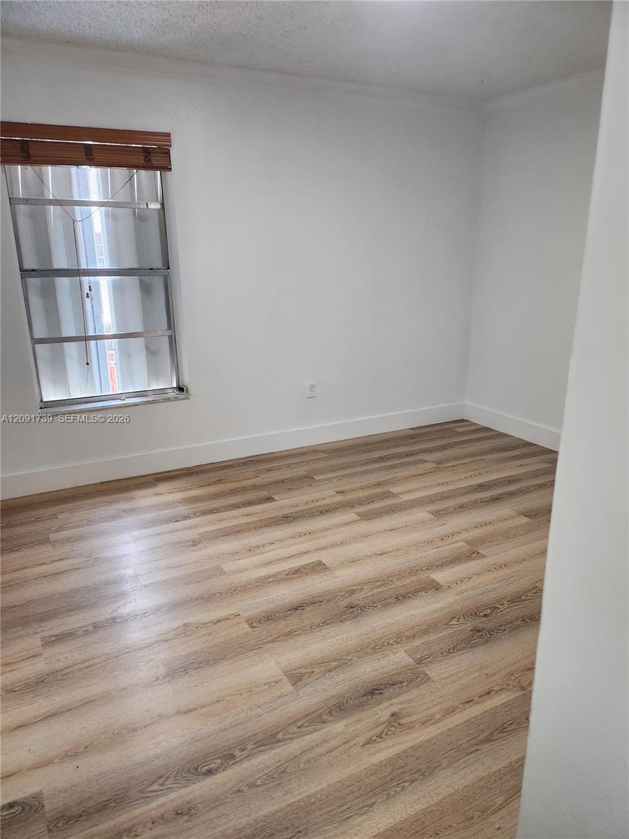 1725 W 60th Street