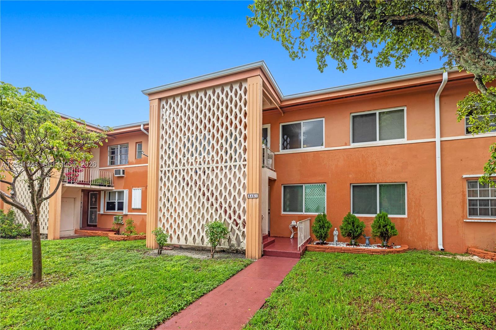 3451 SW 9th Terrace