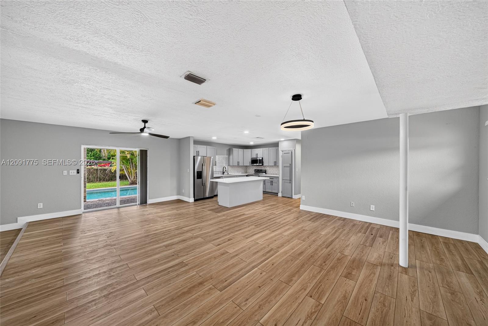 17400 SW 89th Court