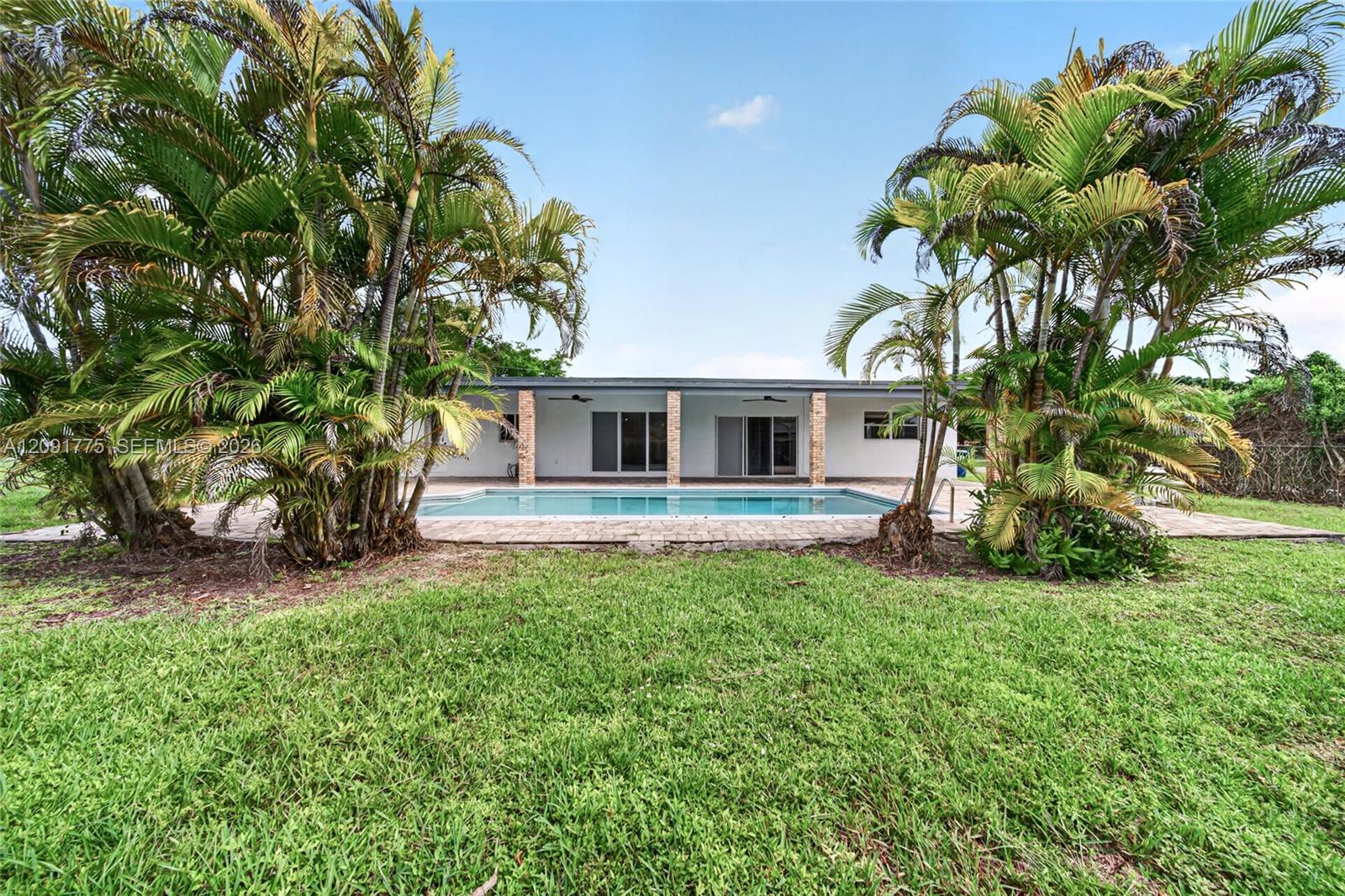 17400 SW 89th Court