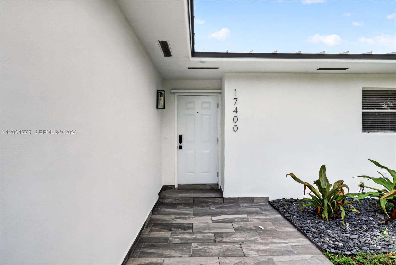17400 SW 89th Court