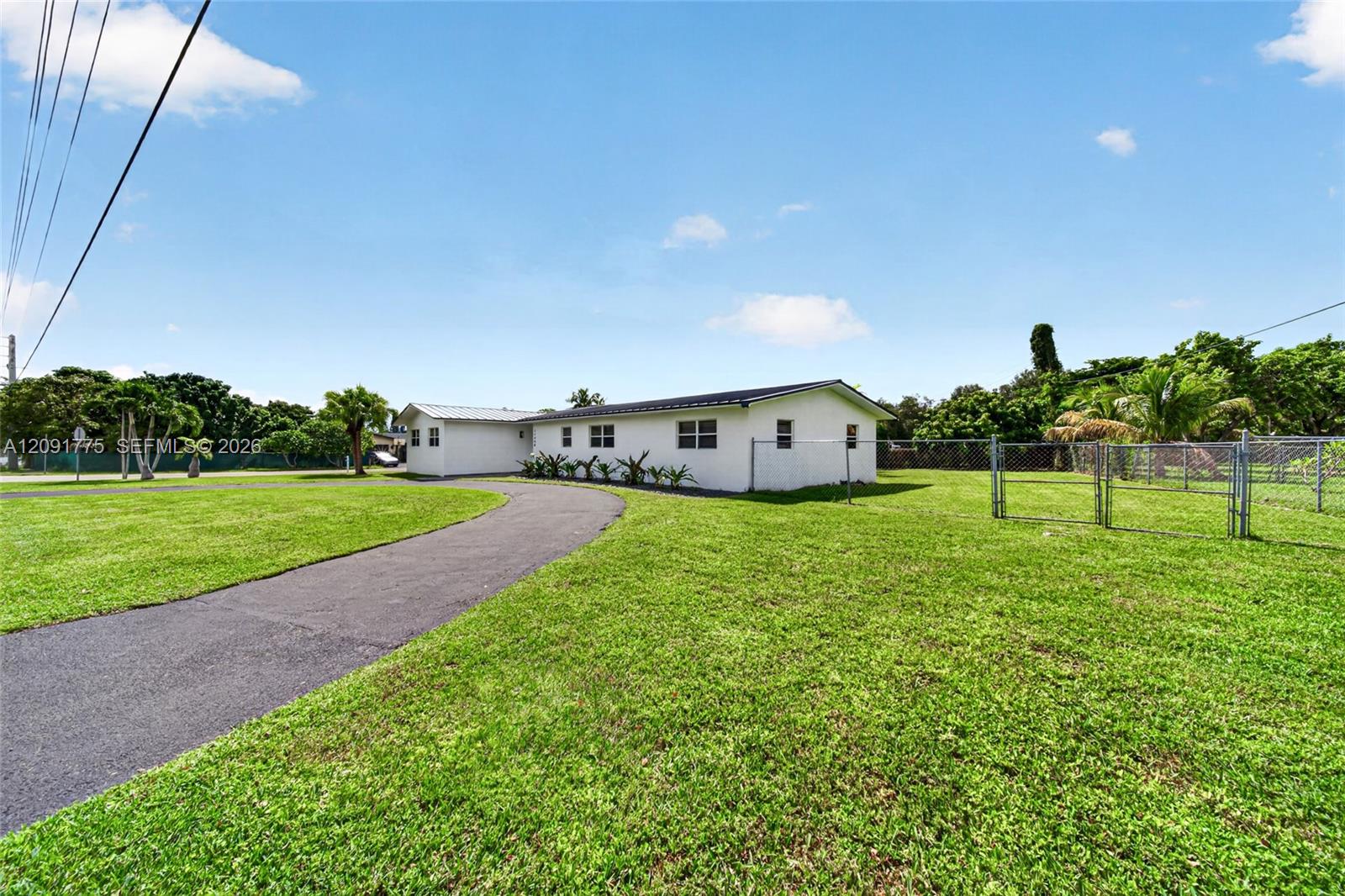 17400 SW 89th Court