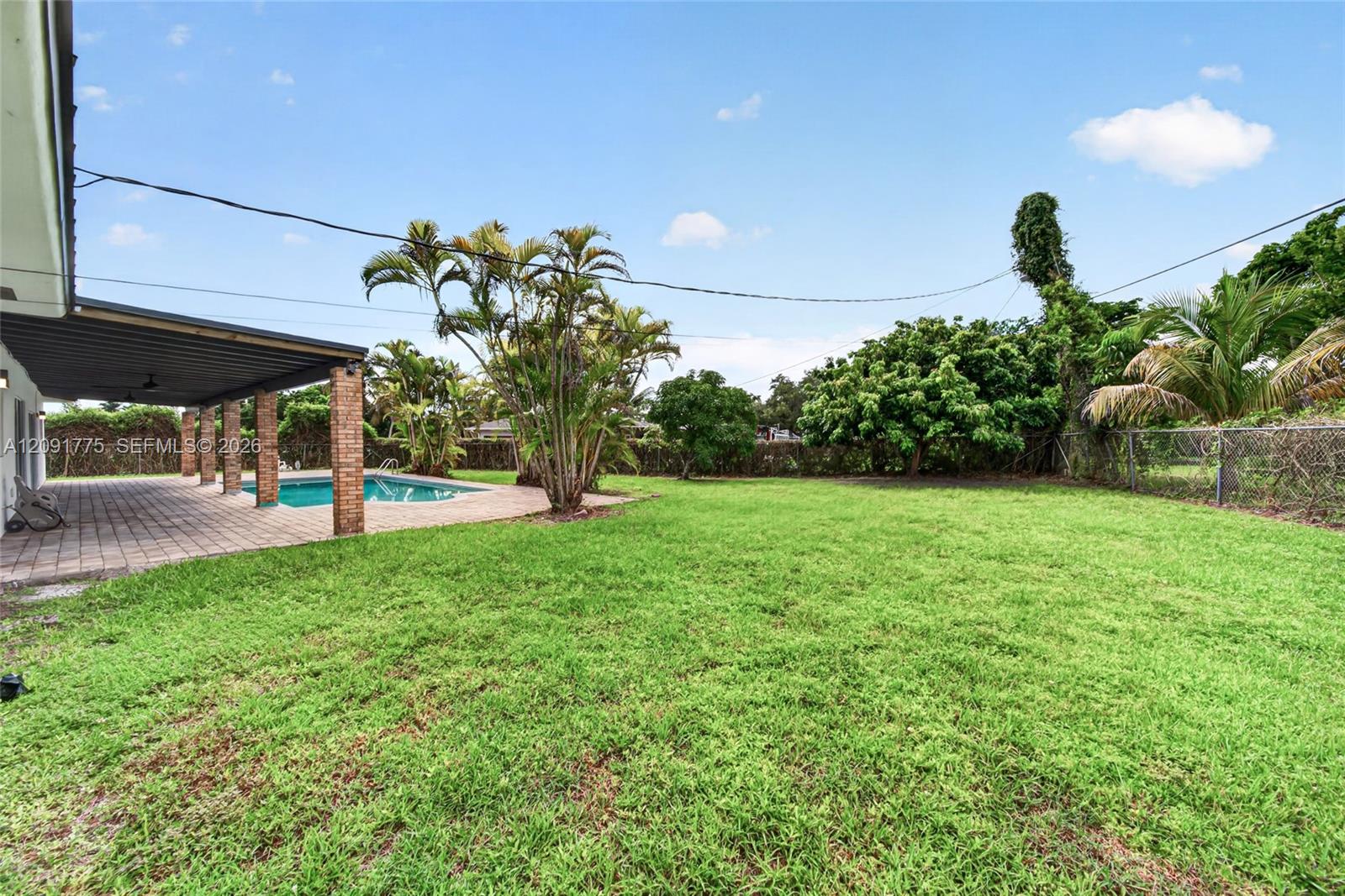 17400 SW 89th Court